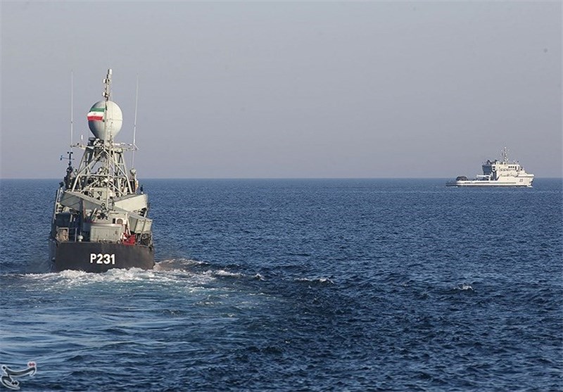 حمله ۱۱۵ دزد دریایی به یک نفتکش ایرانی در باب‌المندب/ ناوگروه ارتش نفتکش را نجات داد